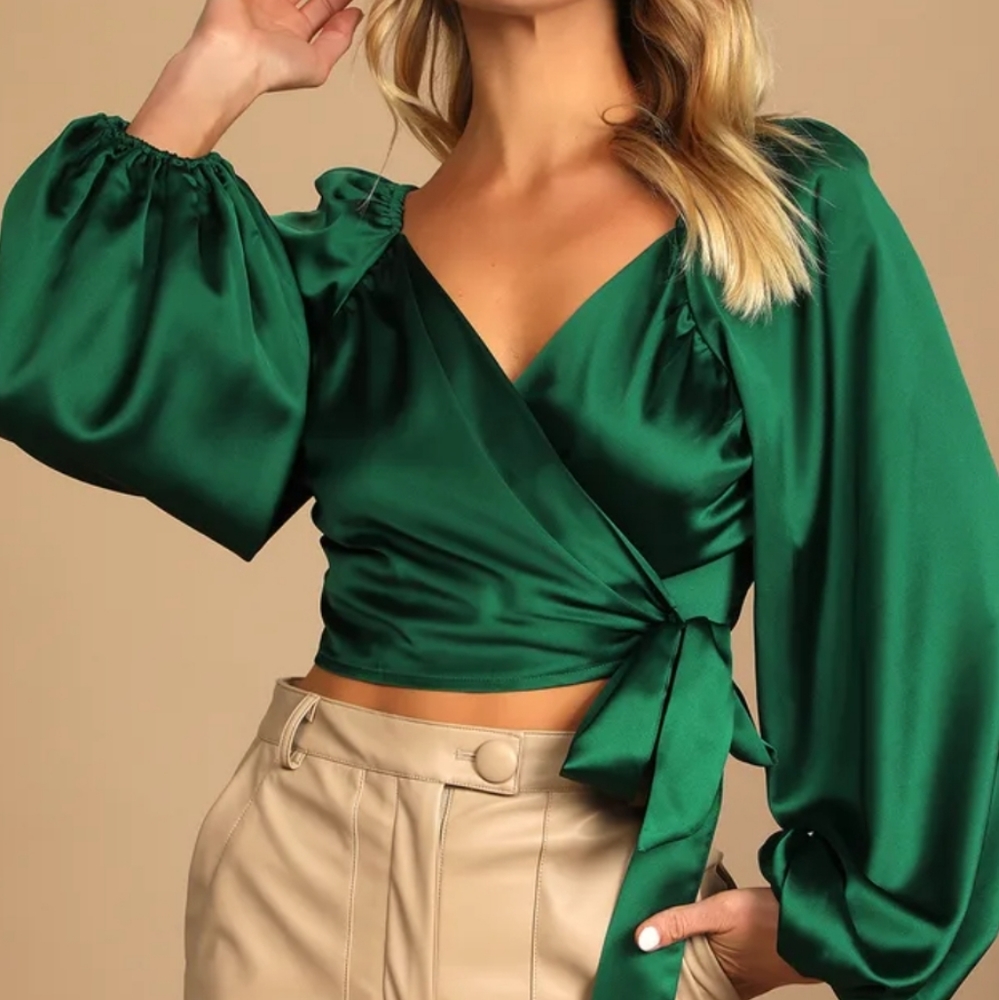 LULU'S Hunter Green Wrap Party Satin Wrap Crop Top Size M